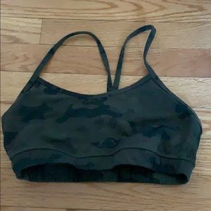 Lululemon flow y green Camo print bra